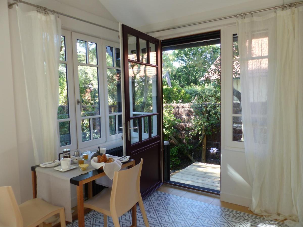 Bed and Breakfast L'Estantat Ла-Тест-де-Бюш Экстерьер фото